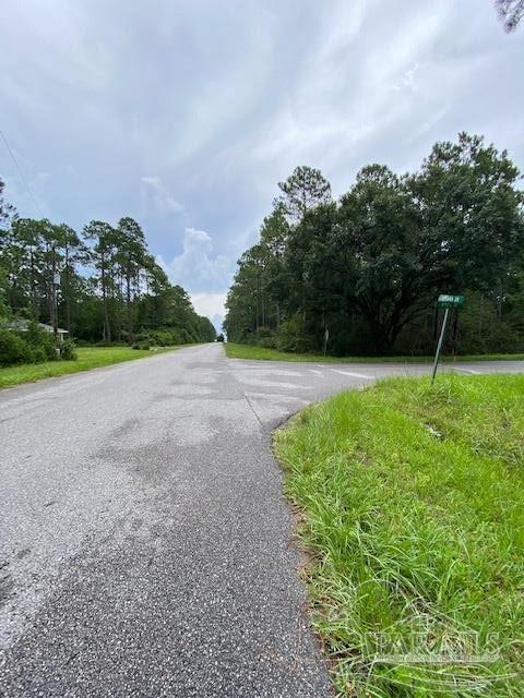 2169 Mykell Dr, Milton, FL 32583 photo 6