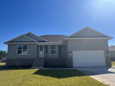 2129 Trevor Cir, Milton, FL 32583