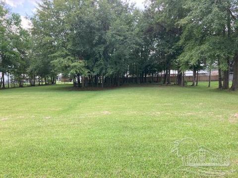 302 E School St, Atmore, AL 36502