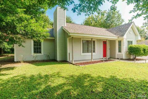 704 Naughton Dr, Crestview, FL 32536 photo 2