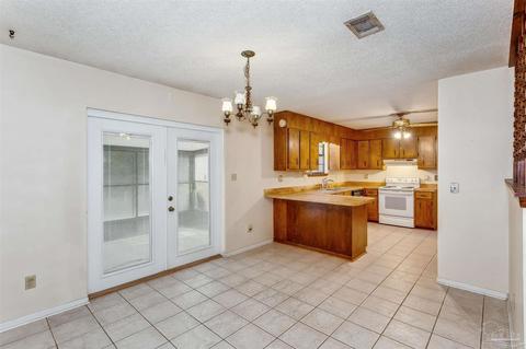 4562 Riley Rd, Milton, FL 32583 photo 6