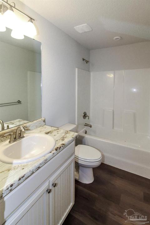5907 Parsonage Cir, Milton, FL 32570 photo 14