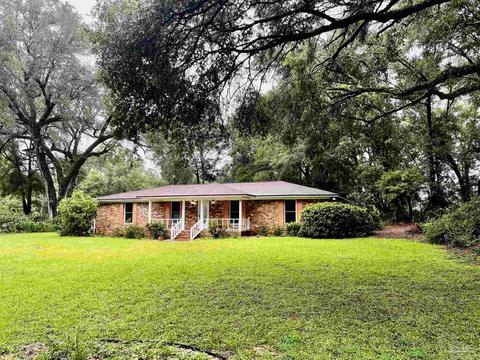 4640 Bessinger Ln, Pace, FL 32571 photo 1