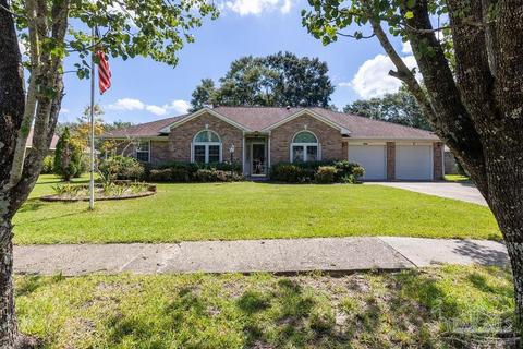 9892 Harlington St, Cantonment, FL 32533