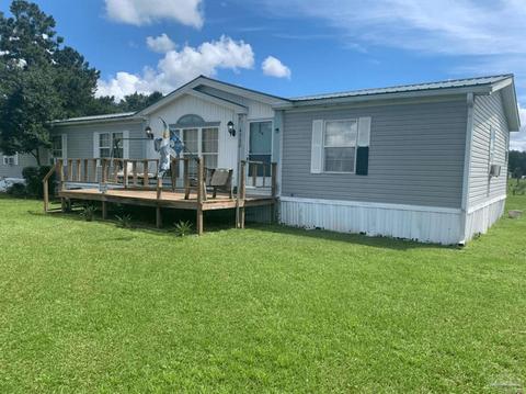 4732 Thoroughbred Dr, Milton, FL 32583 photo 1