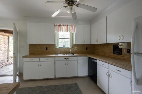 3661 Scoggins St, Pace, FL 32571 photo 13