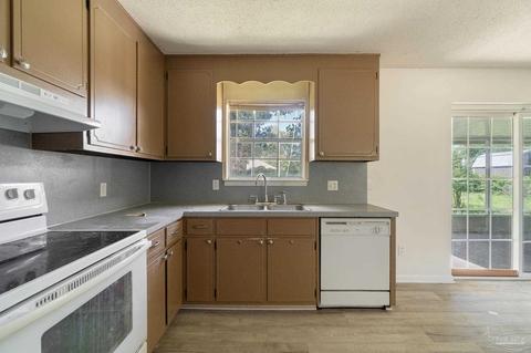 6131 Hamilton Bridge Rd, Milton, FL 32570 photo 11
