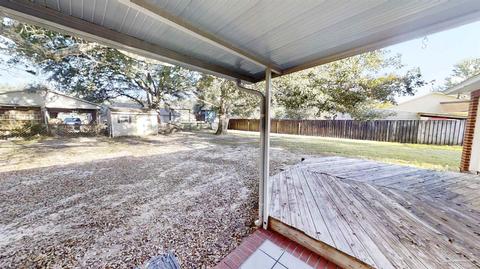 6581 Imperial Dr, Milton, FL 32570 photo 17