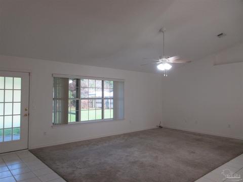 5715 Berrybrook Cr, Pace, FL 32571 photo 4