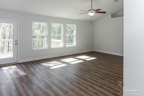 6123 Parsonage Cir, Milton, FL 32570 photo 4