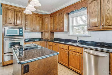 5455 Oakmont Dr, Pace, FL 32571 photo 9