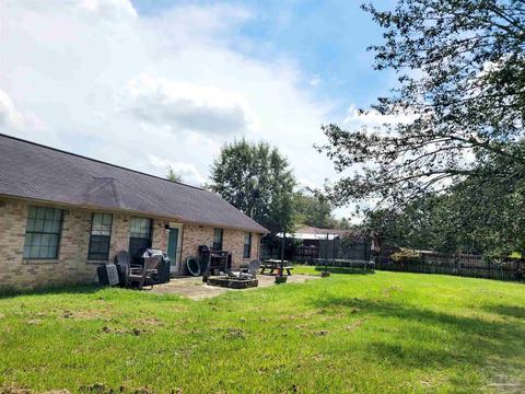 6497 Imperial Dr, Milton, FL 32570 photo 9