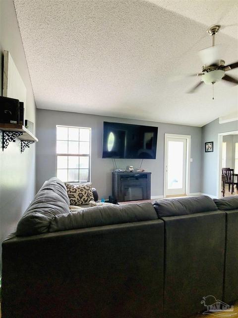6497 Imperial Dr, Milton, FL 32570 photo 17