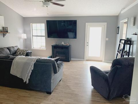 6497 Imperial Dr, Milton, FL 32570 photo 23