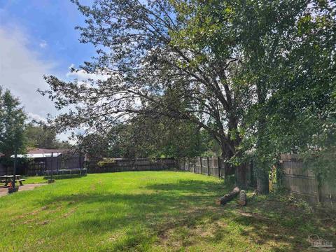 6497 Imperial Dr, Milton, FL 32570 photo 10