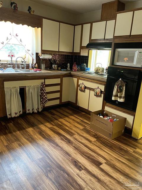 636 Phelps Rd, Milton, FL 32570 photo 3
