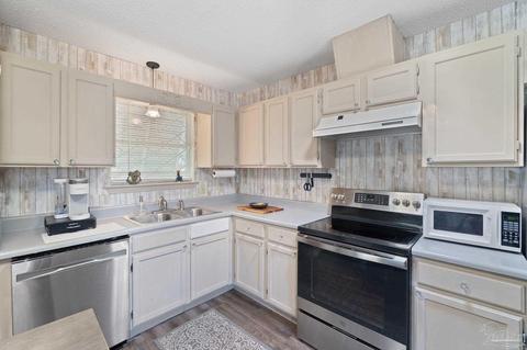 5590 Windham Rd, Milton, FL 32570 photo 15