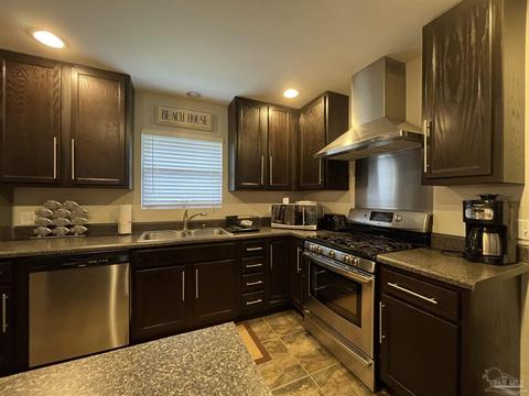 5230 Persimmon Ln, Milton, FL 32570 photo 7