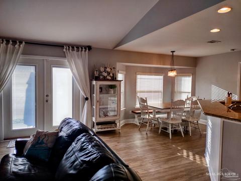 6050 Autumn Pines Cir, Pace, FL 32571 photo 9