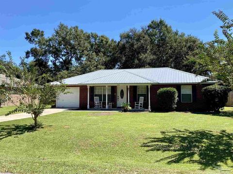 4654 Craig St, Milton, FL 32583 photo 2