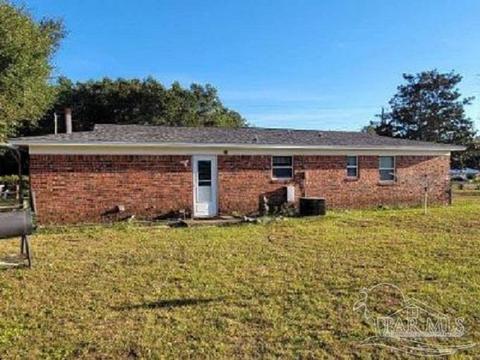 5255 Springdale Dr, Milton, FL 32570 photo 3