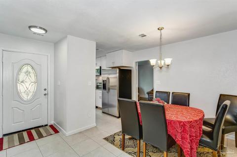5890 Queen St, Milton, FL 32570 photo 9