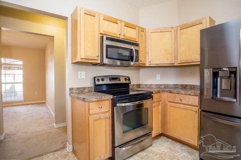 4481 Hampton Bay Blvd, Milton, FL 32583 photo 4