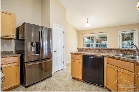 4481 Hampton Bay Blvd, Milton, FL 32583 photo 5