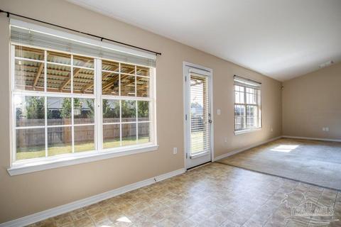 4481 Hampton Bay Blvd, Milton, FL 32583 photo 10