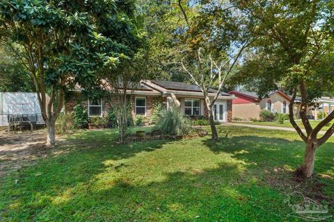 4313 Chalet Cir, Pace, FL 32571 photo 2
