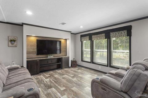 4464 Jernigan Rd, Pace, FL 32571 photo 9