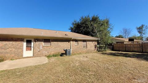 5441 Gwen Ln, Pace, FL 32571 photo 3