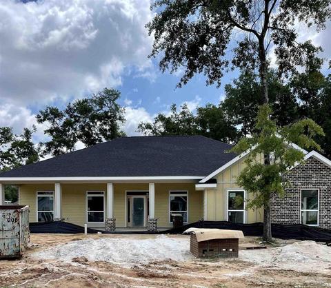 5557 Dunridge Dr, Pace, FL 32571