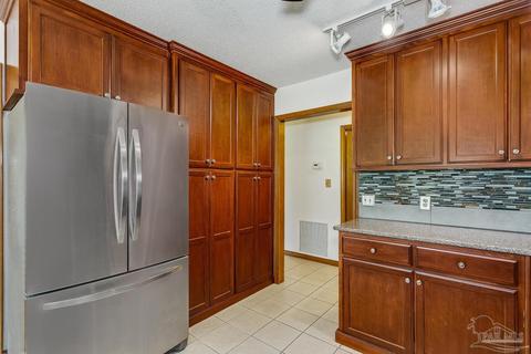 4144 Sheridan Dr, Pace, FL 32571 photo 9