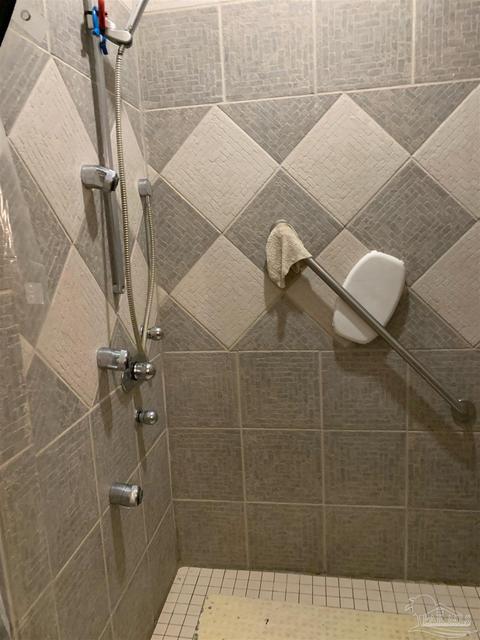 6192 Enfinger Rd, Pace, FL 32571 photo 6