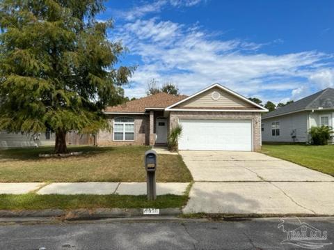 3956 Omega St, Pace, FL 32571
