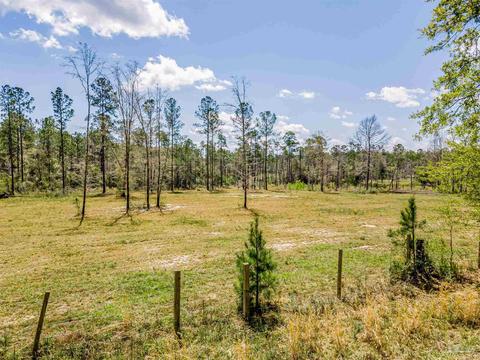 2040 Ten Mile Rd, Pace, FL 32571 photo 1