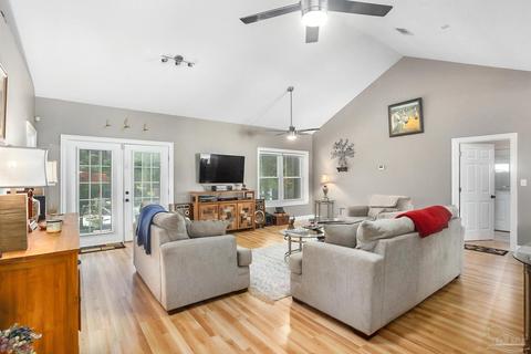 5317 Windham Rd, Milton, FL 32570 photo 10