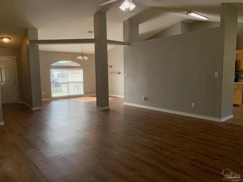 4636 Hamilton Bridge Rd, Pace, FL 32571 photo 4