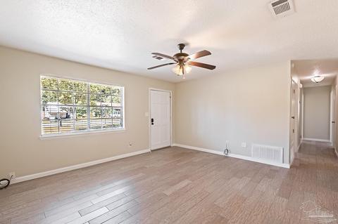 4724 Cyril Dr, Pace, FL 32571 photo 4