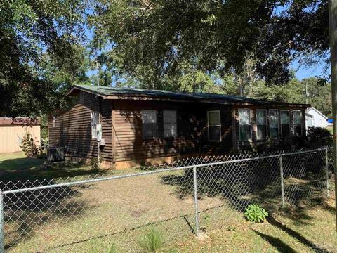 3986 Thornton St, Pace, FL 32571 photo 2