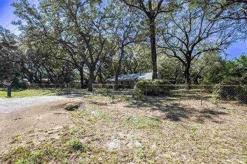705 Bocage Rd, Cantonment, FL 32533 photo 3