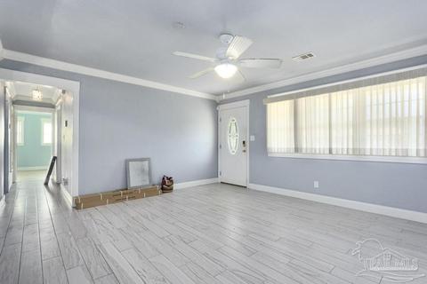 6462 Barnes St, Milton, FL 32570 photo 9