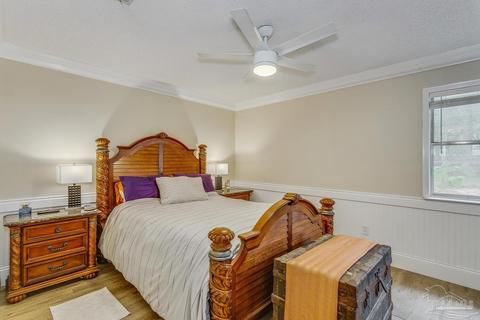 4580 Southern Pl, Pace, FL 32571 photo 12