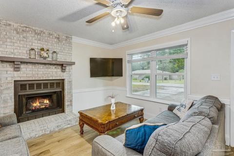 4580 Southern Pl, Pace, FL 32571 photo 2