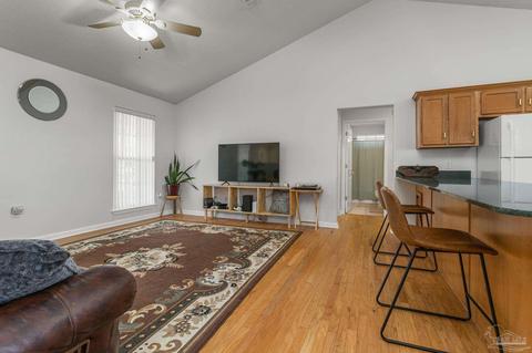 6028 Jameson Cr, Pace, FL 32571 photo 9