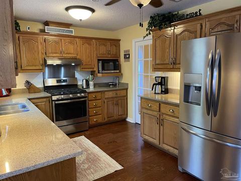 3548 Stratford Ln, Pace, FL 32571 photo 10