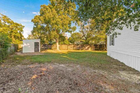 4204 Seapoint Cir, Pace, FL 32571 photo 5