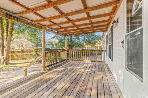 4204 Seapoint Cir, Pace, FL 32571 photo 9