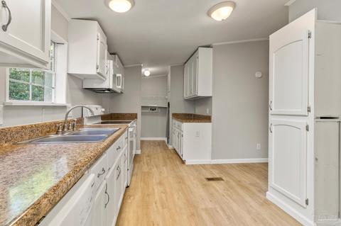 4204 Seapoint Cir, Pace, FL 32571 photo 19